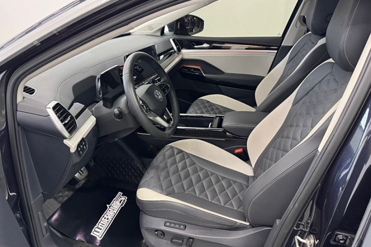 大众 ID.6 CROZZ 2024款 改款 PRO中控内饰7008