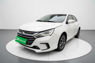 比亚迪 秦新能源 2017款 1.5T 尊贵型