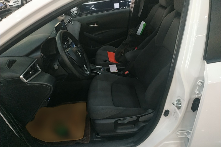 丰田 雷凌 2024款 185T CVT豪华版局部细节19