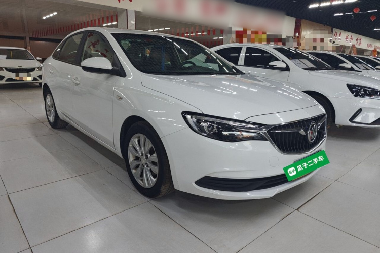 别克 英朗 2021款 改款 典范 1.5L 自动精英型车身外观3