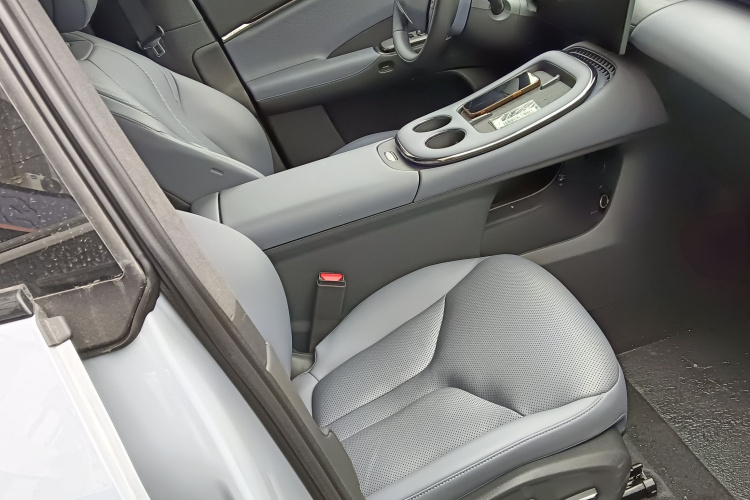 小鹏G7 2025款 702 超长续航 Max局部细节41