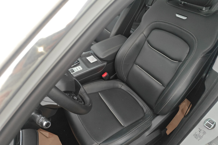 奇瑞 瑞虎7 PLUS 2023款 1.5TCI CVT新享版中控内饰19