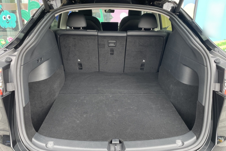 特斯拉 Model Y 2022款 后轮驱动版局部细节23