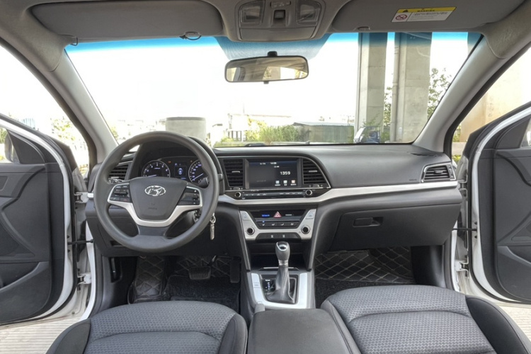 东风风光 风光370 2018款 S370 1.5L CVT豪华型 7座中控内饰7003