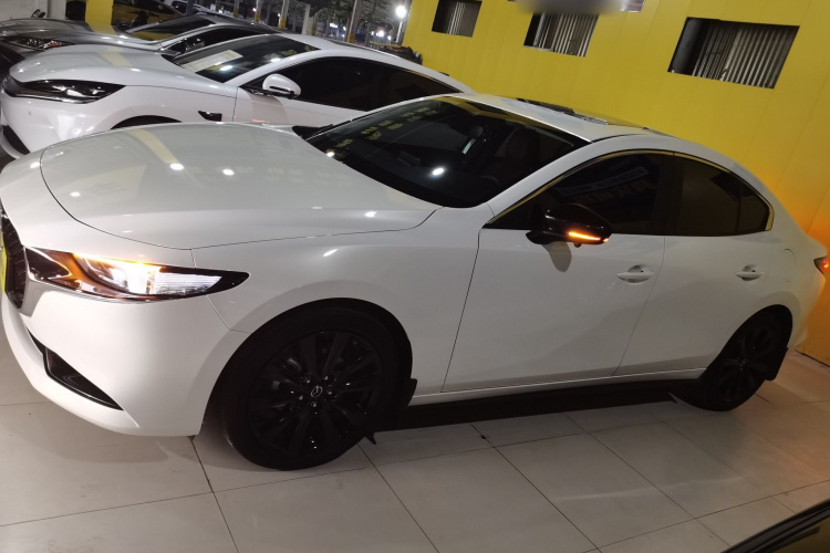 马自达3 昂克赛拉 2023款 2.0L 自动质臻版车身外观4