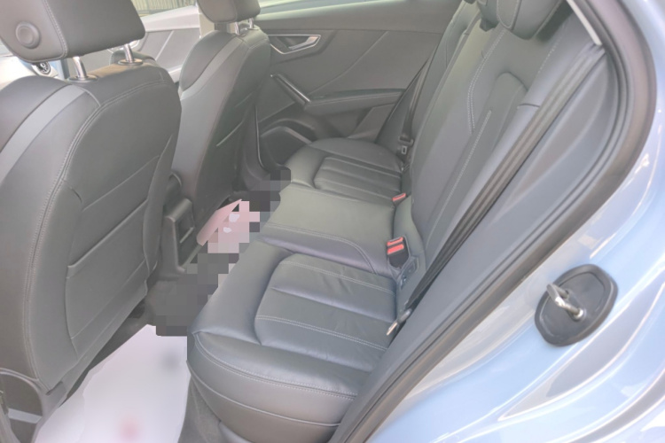 奥迪Q2L 2023款 35TFSI 时尚动感型中控内饰21