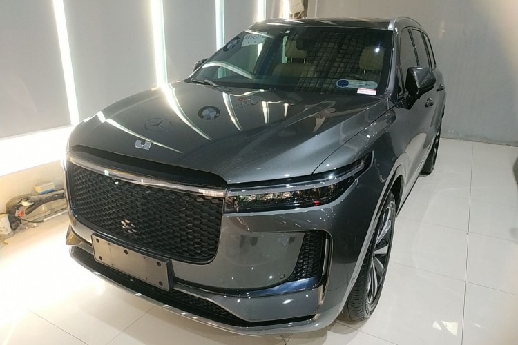 理想汽车 理想ONE 2020款 增程6座版车身外观1