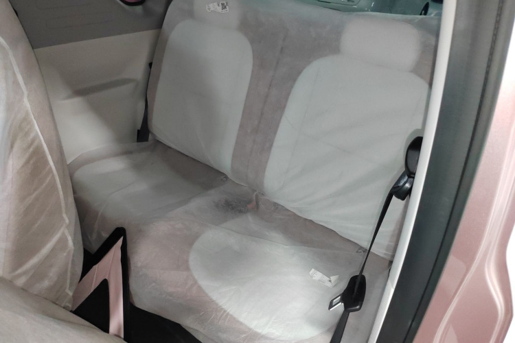 吉利银河 熊猫 2025款 210km 元气熊中控内饰21