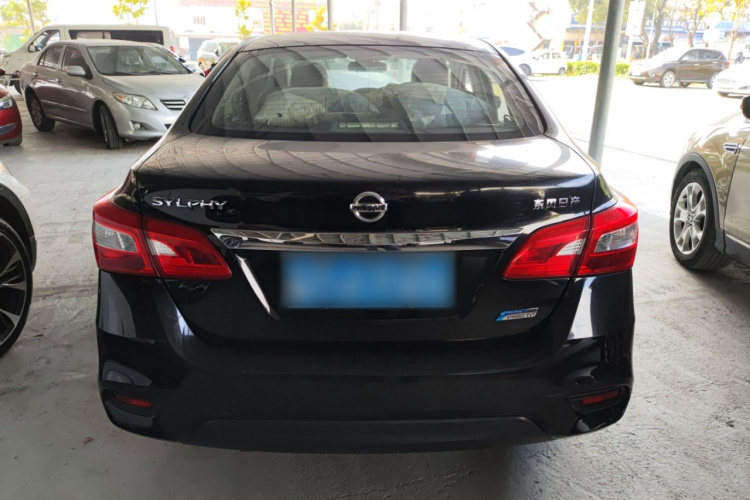 日产 轩逸 2016款 1.6XV CVT智享版车身外观6