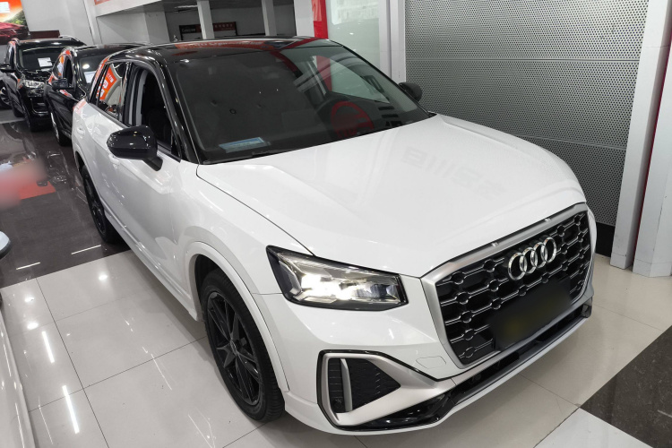 奥迪Q2L 2022款 35 TFSI 进取动感型车身外观3