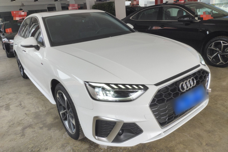 奥迪A4L 2022款 40 TFSI 时尚动感型车身外观3