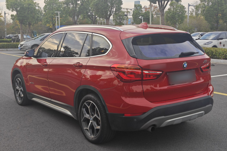 宝马X1 2016款 sDrive18Li 豪华型车身外观6004
