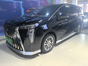 广汽传祺 传祺M8 2023款 宗师系列 双擎 至尊版