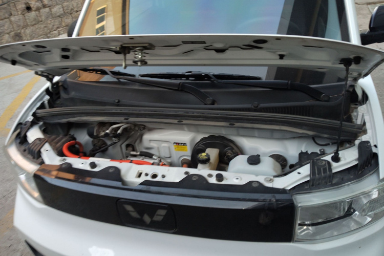 五菱汽车 宏光MINIEV 2022款 自在款 磷酸铁锂机舱底盘24