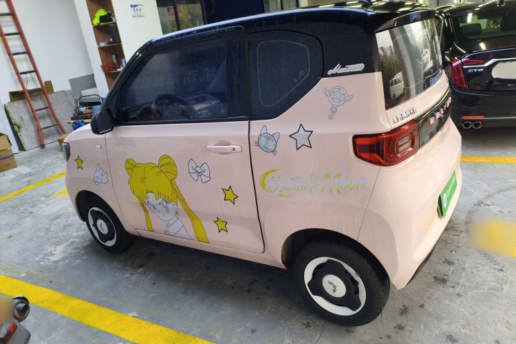 五菱汽车 宏光MINIEV 2022款 马卡龙时尚款 磷酸铁锂车身外观4