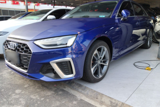 奥迪A4L 2022款 40 TFSI 时尚动感型