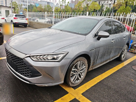 比亚迪 秦PLUS 2021款 DM-i 120KM 尊贵型