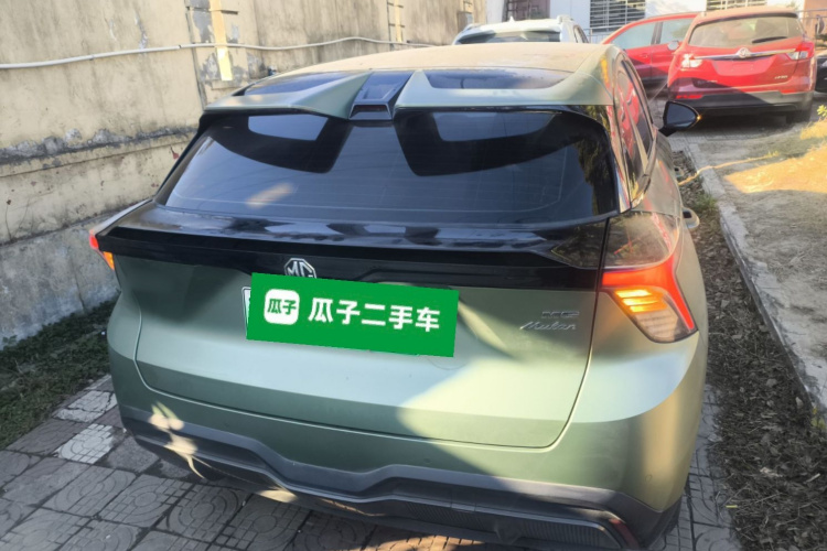 名爵 MG4 EV 2022款 425km 豪华版车身外观6