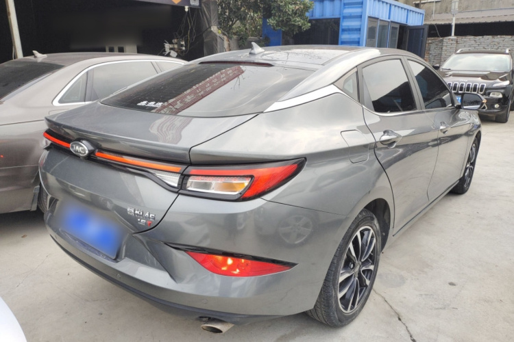 江汽集团 嘉悦A5 2020款 1.5T CVT超越+型车身外观6005