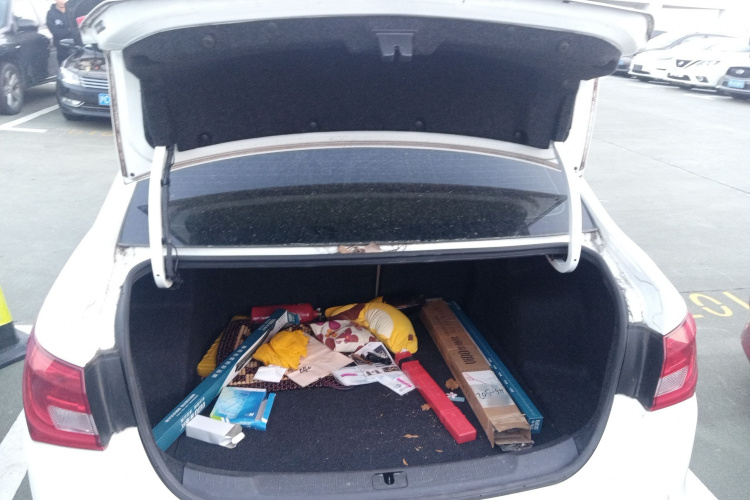 别克 英朗 2015款 18T 双离合精英型局部细节23