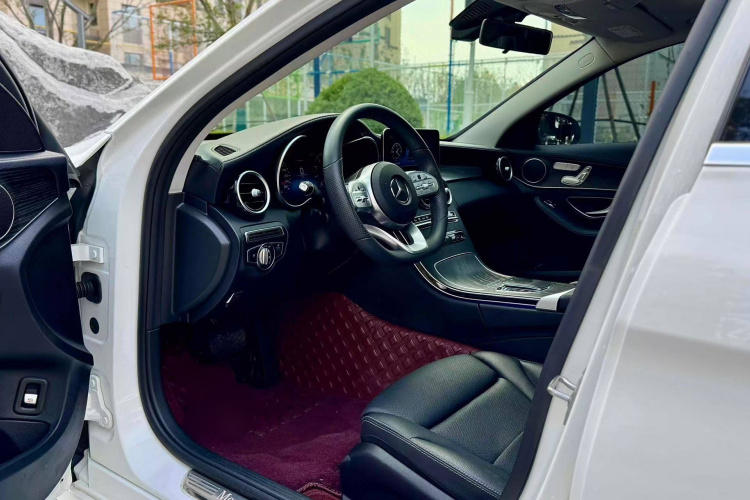 奔驰C级 2021款 C 260 L 运动版中控内饰7005