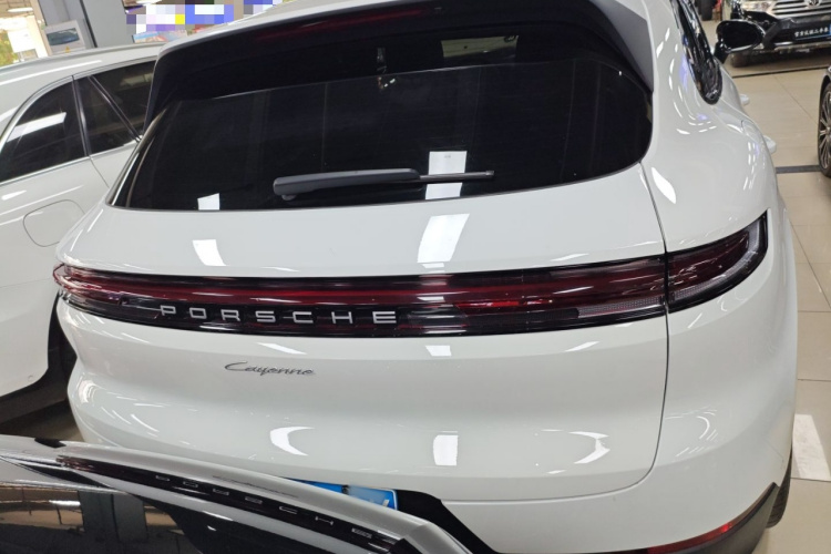 保时捷 2025款 Cayenne 3.0T车身外观6004
