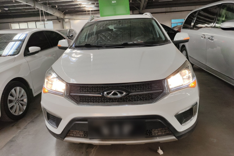 奇瑞 瑞虎3X 2018款 1.5L 自动精英版车身外观2