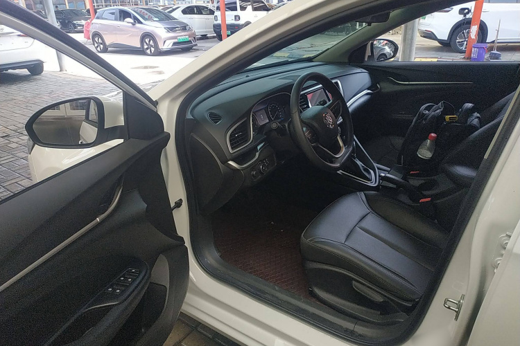 别克 英朗 2021款 改款 1.3T 自动轻混动精英型中控内饰20