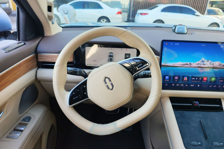 鸿蒙智行 问界M7 2024款 1.5T 后驱Plus版 5座局部细节13