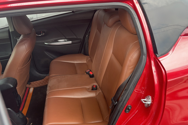 丰田 YARiS L 致炫 2015款 1.5E 自动魅动版中控内饰7001