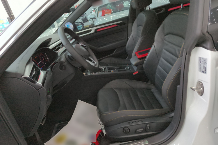 一汽-大众CC 2024款 380TSI 夺目版局部细节19