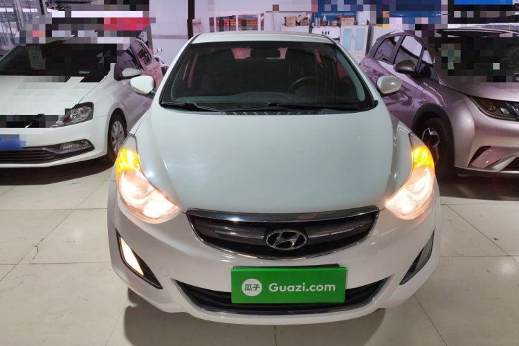 现代 朗动 2015款 1.6L 自动时尚型车身外观2