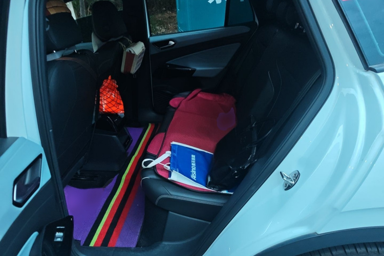 大众 ID.4 X 2023款 纯净长续航版中控内饰7004