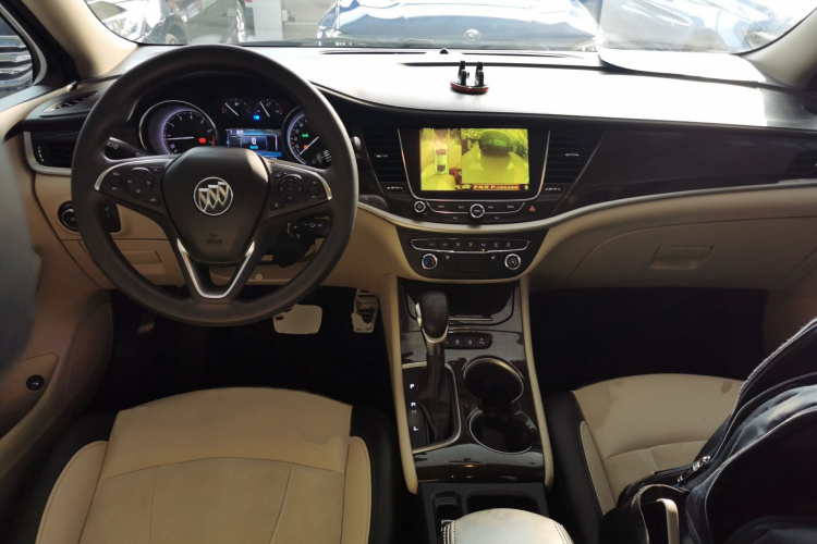 别克 威朗 2019款 三厢 15S 自动领先型中控内饰7002