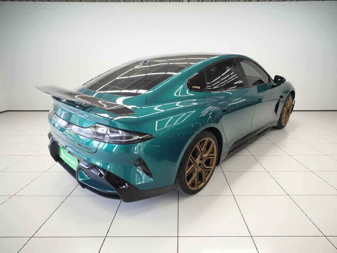 小米汽车 小米SU7 Ultra 2025款 Ultra(4)
