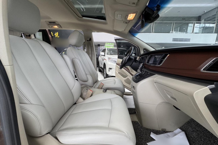 别克GL8 2018款 28T 尊贵型 国VI局部细节41