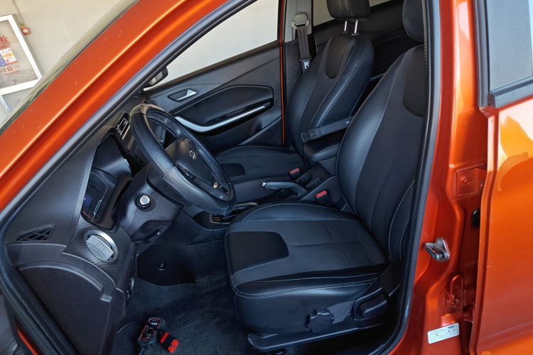 奇瑞 瑞虎3X 2018款 1.5L 自动精英版局部细节19