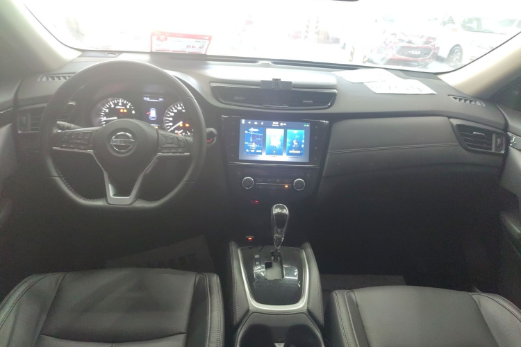 日产 奇骏 2021款 2.0L CVT 2WD XL ITS舒适纪念版中控内饰12