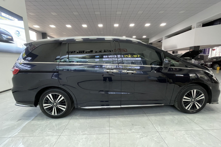 本田 奥德赛 2021款 2.0L 锐·尊享版车身外观6004