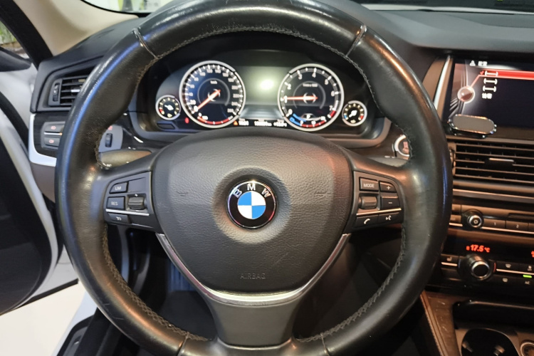 宝马5系 2017款 525Li 豪华设计套装局部细节13