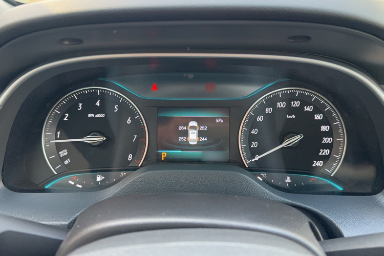 别克 英朗 2021款 改款 典范 1.5L 自动精英型局部细节14