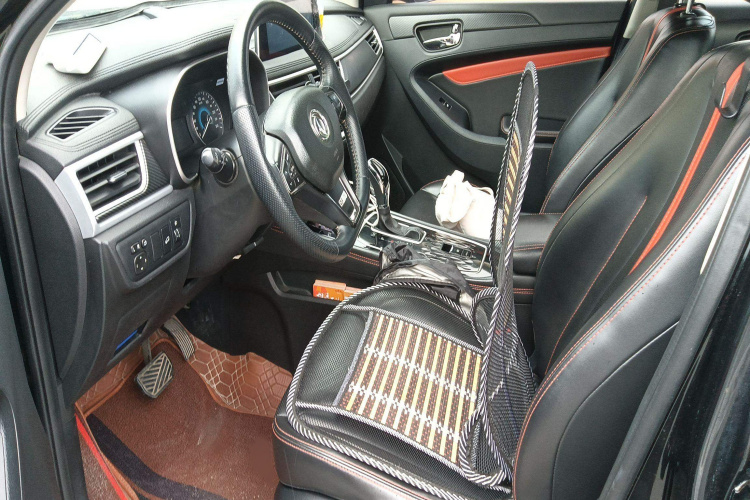 东风风光 风光580 2021款 ☆星版 1.5TGDI 自动尊贵型局部细节19