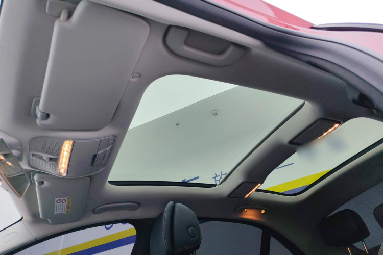 奔驰C级 2019款 C 260 L 运动版中控内饰22