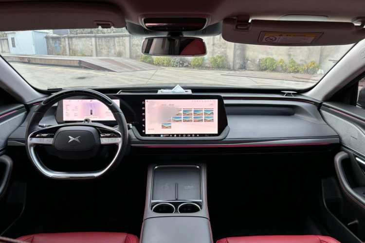 小鹏P7 2023款 P7i 702 Pro中控内饰7006