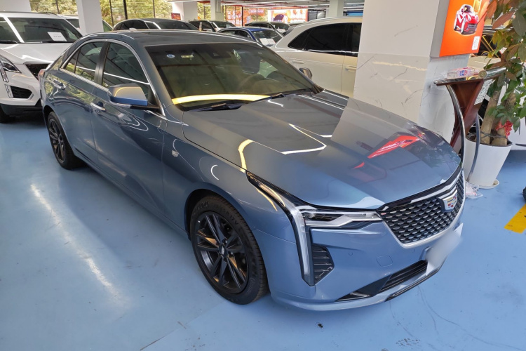 凯迪拉克CT4 2023款 28T 豪华型车身外观3