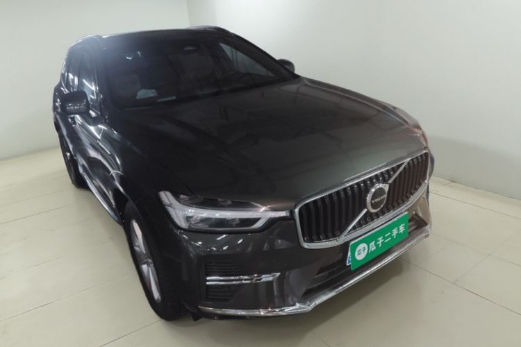沃尔沃XC60 2022款 B5 四驱智逸豪华版车身外观3