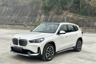 宝马iX1 2023款 xDrive30L X设计套装