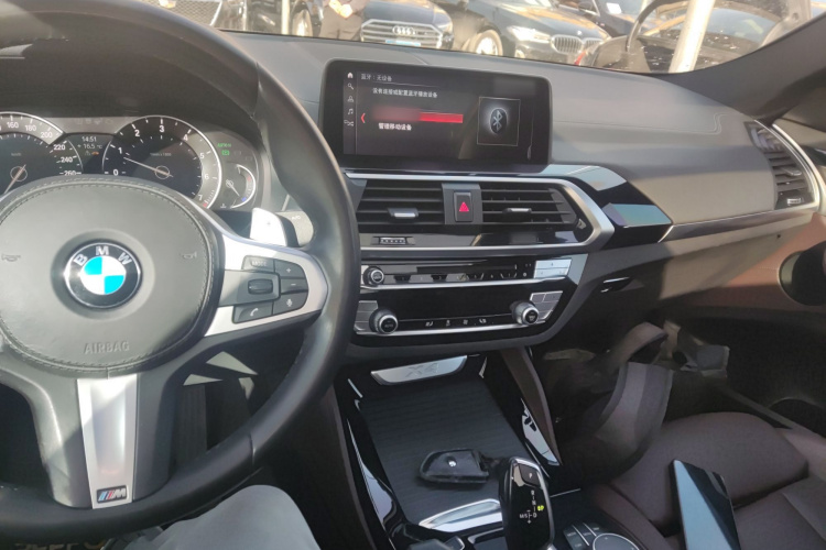 宝马X4 2019款 xDrive25i M运动套装中控内饰12