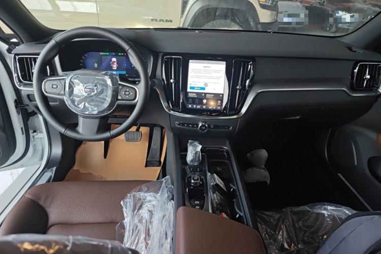 沃尔沃S60 2026款 B4 智逸豪华版中控内饰12