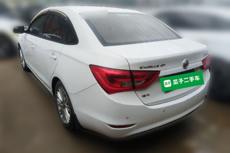 别克 英朗 2016款 15N 自动精英型车身外观5